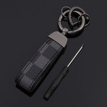 Load image into Gallery viewer, Red Blue Square Pattern Leather Keychain Luxury Old Flower Leather Circle Buckle Keychains Auto Car Waist Key Chain Keyholder