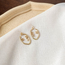 Load image into Gallery viewer, Punk Human Face Drop Earrings For Women Retro Abstract Hollow out Statement Hand Metal Fashion Dangle Earring Jewelry