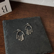 Load image into Gallery viewer, Punk Human Face Drop Earrings For Women Retro Abstract Hollow out Statement Hand Metal Fashion Dangle Earring Jewelry